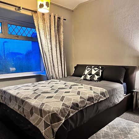 Preston'S Long Stay Accommodation เพรสตัน ภายนอก รูปภาพ