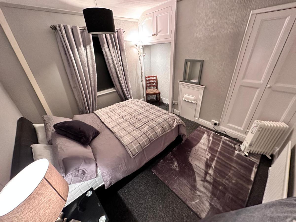 Preston'S Long Stay Accommodation เพรสตัน ภายนอก รูปภาพ